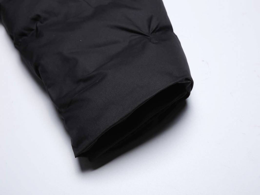 Women's puff jacket-black