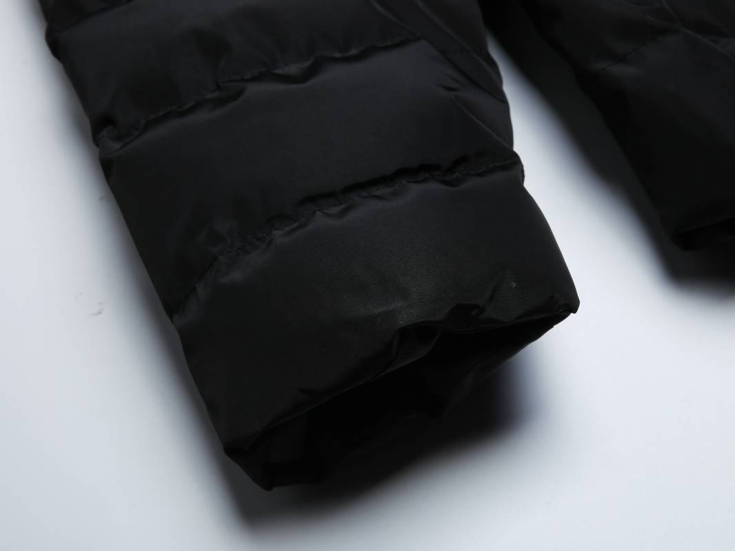 Women's puffer coat-black