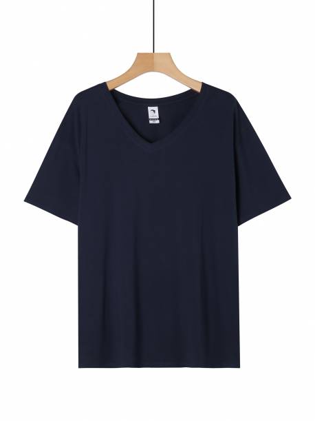Women's basic v-neck T-shirt