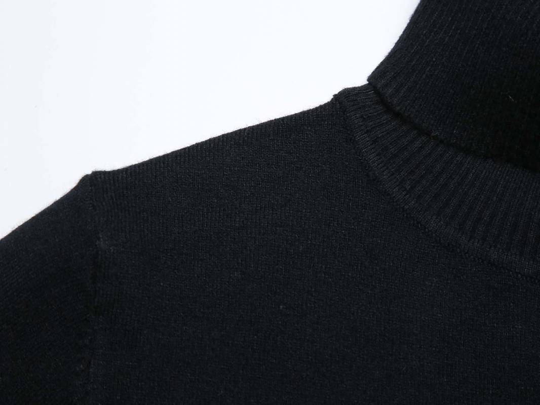 Women's high neck knit sweater