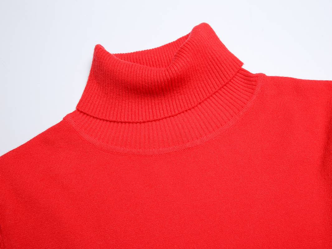 Women's high neck knit sweater