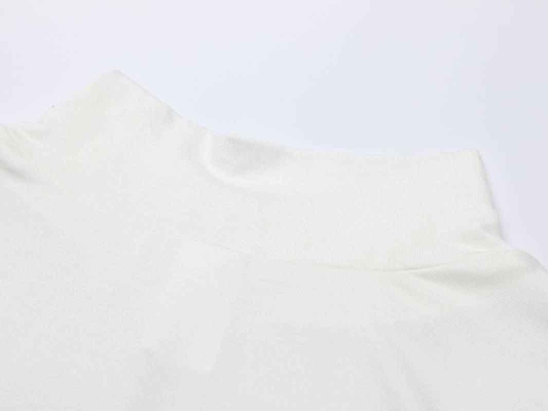 Women's basic long sleeve T-shirts