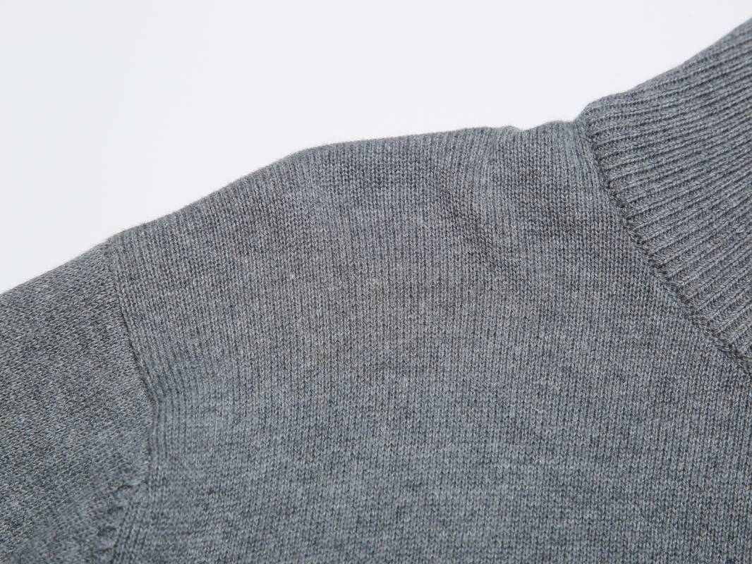 Men's zip-up knitted cardigan