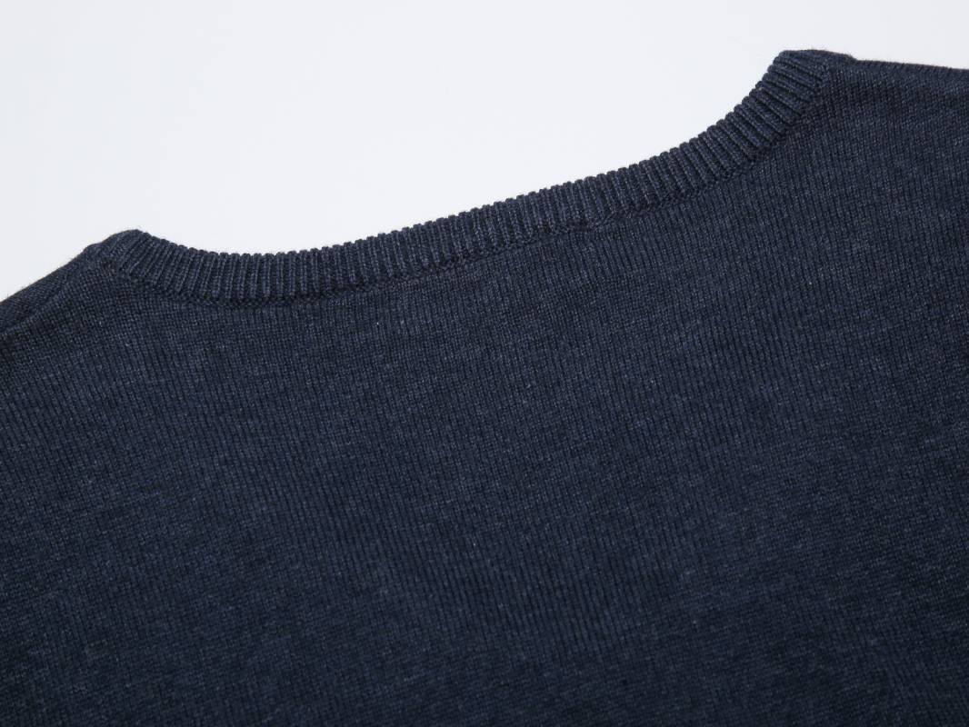 Men's knit sweater vest