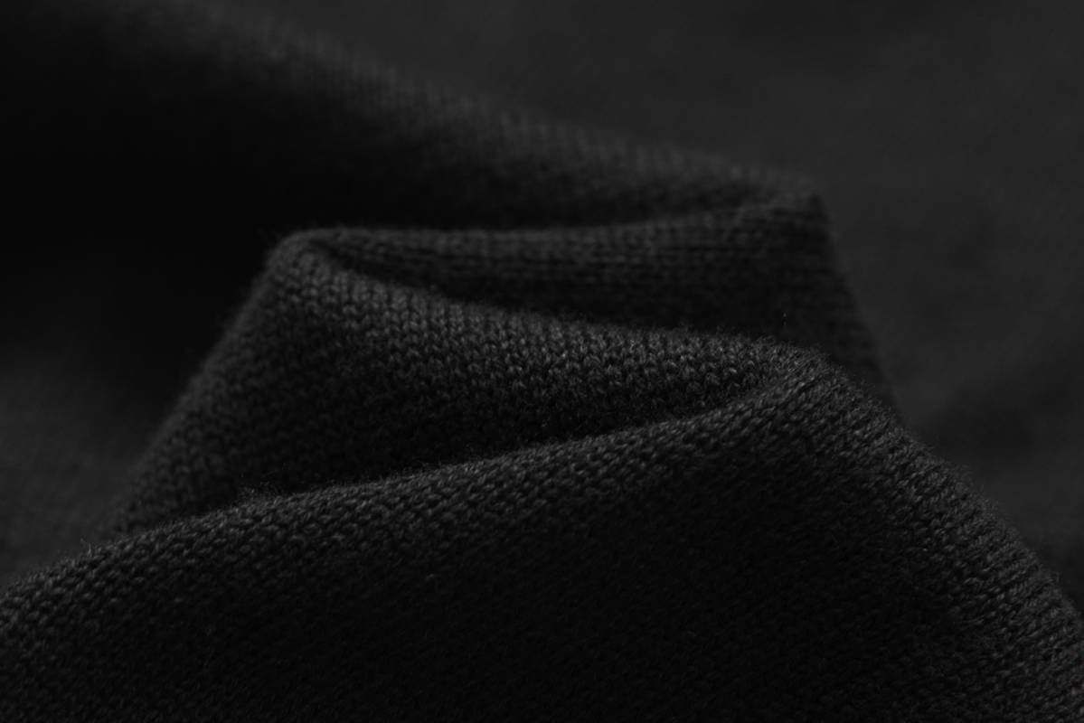 Men's basic knit cardigan with zip