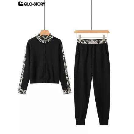 Women’s Knit Suit
