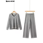 Women’s Sweater Set