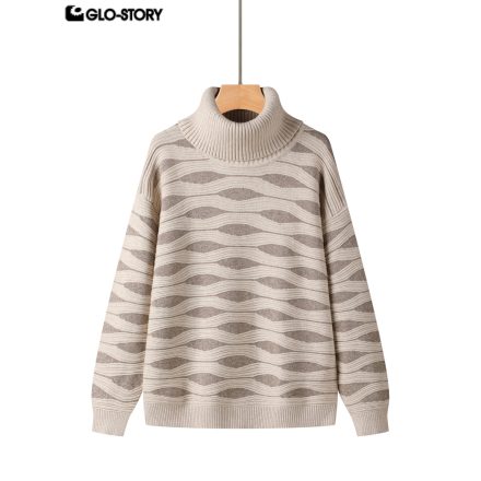 Women’s long-sleeve sweater