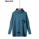 Women’s Long-Sleeve Sweater