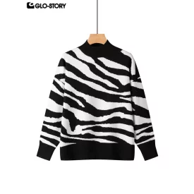Women’s Long-Sleeve Sweater
