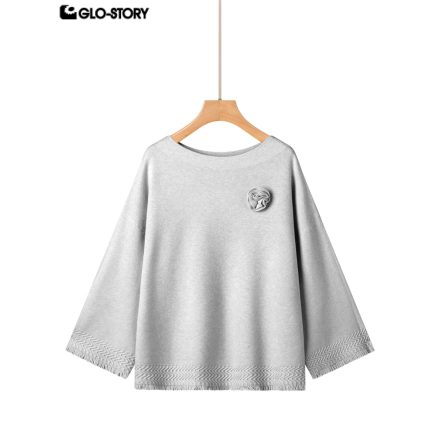 Women’s long-sleeve sweater