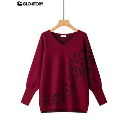Women’s long-sleeve sweater